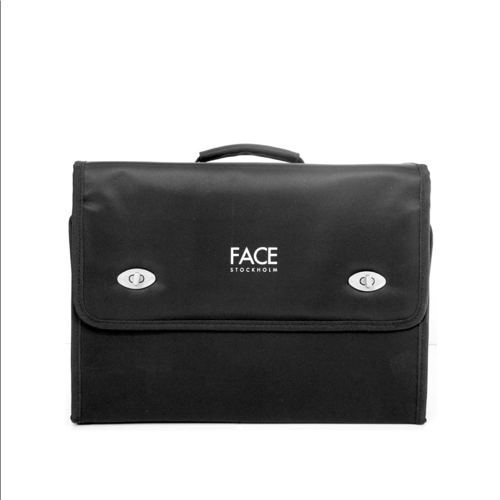 New! Professional make up carrying bag